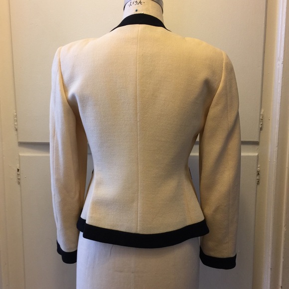 SOLD 90s Moschino Jacket skirt suit set 6 IT 40 - Picture 5 of 8